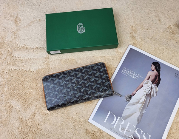 超激安ブランド財布偽物全体デザイン